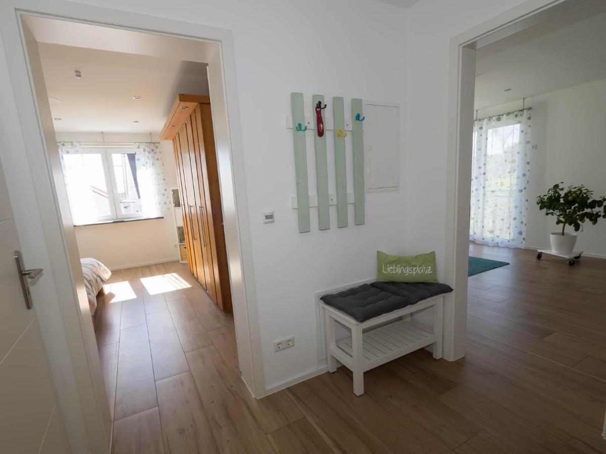 16Lilien Apartmentwohnung Вайблинген Екстериор снимка